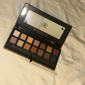 Anastasia Beverly Hills Eyeshadow Palette - Soft Glam